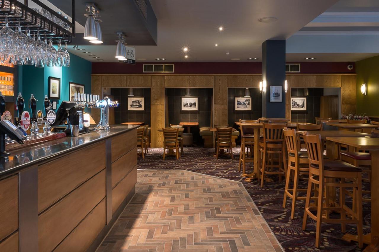 Admiral Of The Humber Wetherspoon Kingston upon Hull Esterno foto