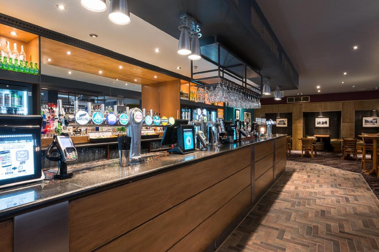 Admiral Of The Humber Wetherspoon Kingston upon Hull Esterno foto